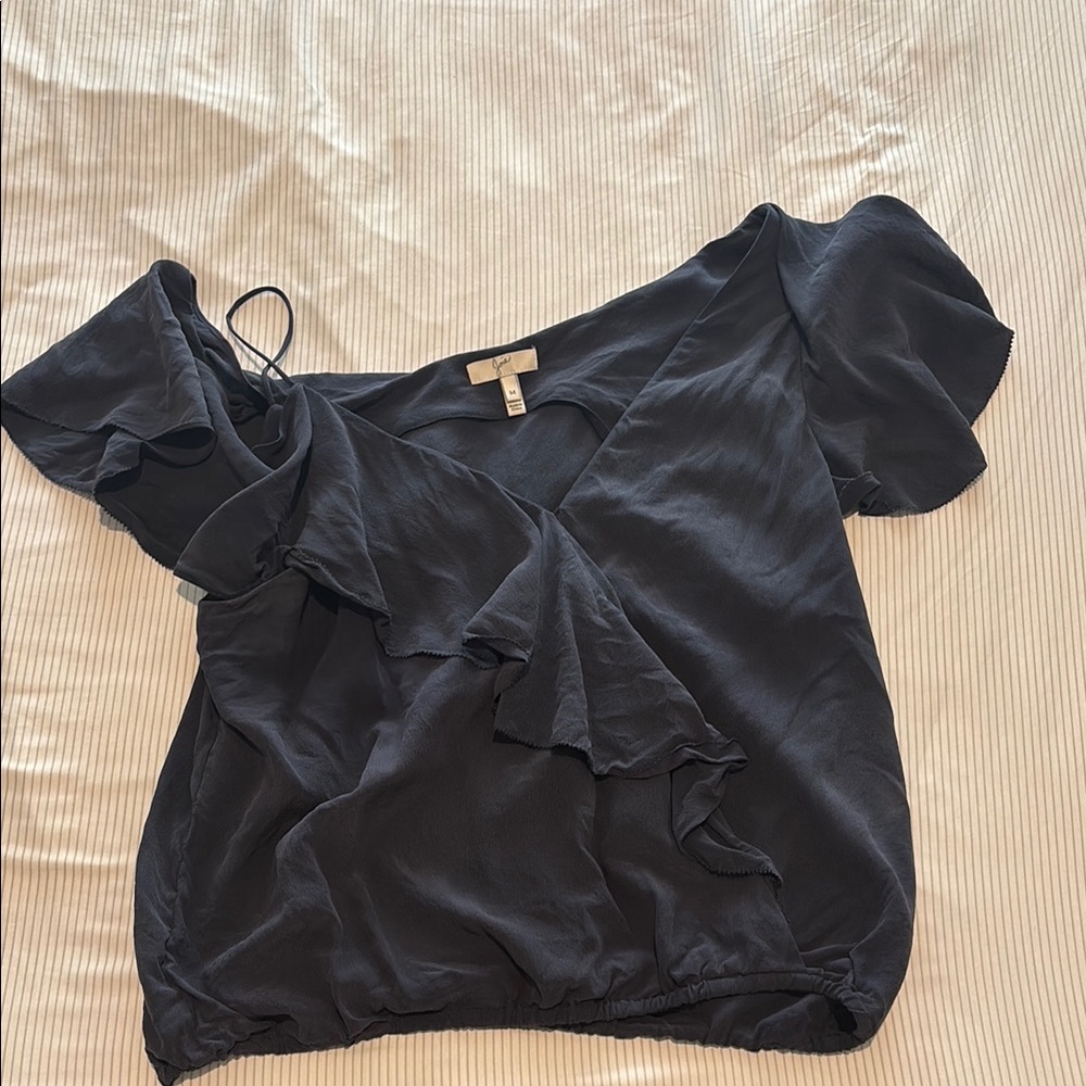 Elegant Navy Ruffle Sleeve Top